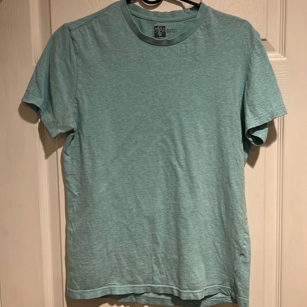 BDG. Size XS extra small regular fit crew neck tee lite
Blue 100% cotton